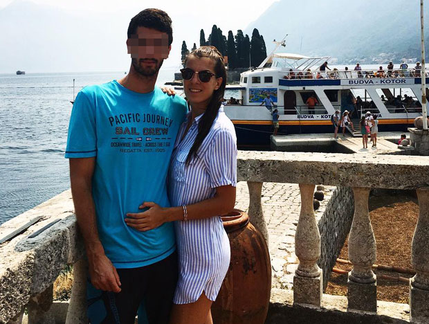 Волела је Нови Сад, ту је завршила факултет, запослила се, у њему је видела своју будућност, а онда је искрварила на плочнику: Душанкине (25) снове ножем је прекинуо бивши дечко због љубоморе!